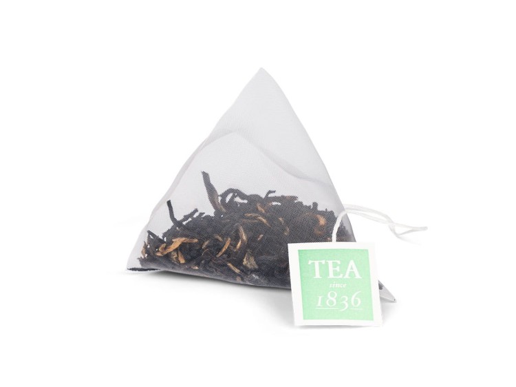 Piramidkowa torebka czarnej herbaty East Frisian Leaf Blend