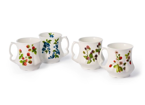 Kubek BABUNI Berries 300 ml Fine Bone China z motywem owoców leśnych – 4 wzory