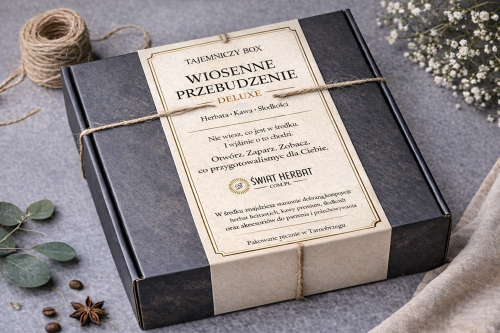 Wiosenny box premium z herbatą, kawą, słodyczami premiumi i akcesoriami. Wartość min. 220 zł – kup za 179 zł.