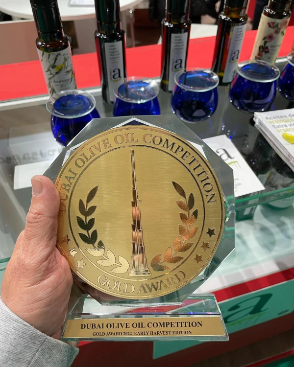 Złoty medal dla oliwy Deortegas w Dubaju 2022 – międzynarodowe konkursy jakości