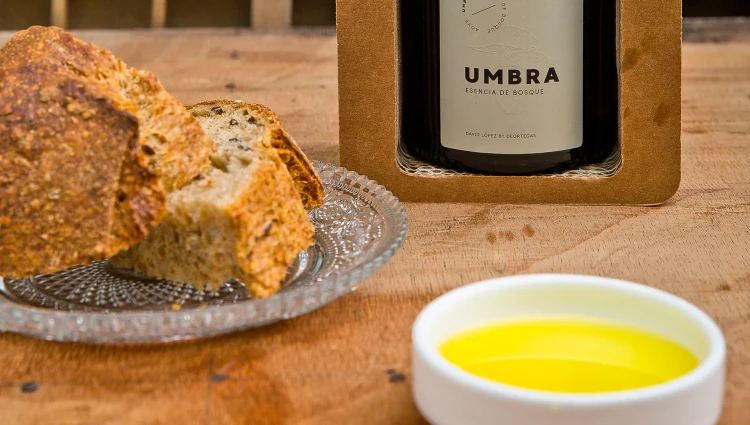Oliwa Umbra do pieczywa – intensywny, leśny smak idealny do degustacji