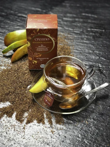 Ekologiczny rooibos mango CREANO BIO – aromatyczny napar rooibos z owocową nutą mango i naturalnymi dodatkami.