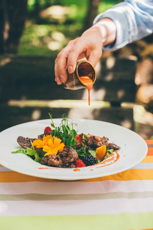 Desery gourmet z kremem balsamicznym z pomarańczą