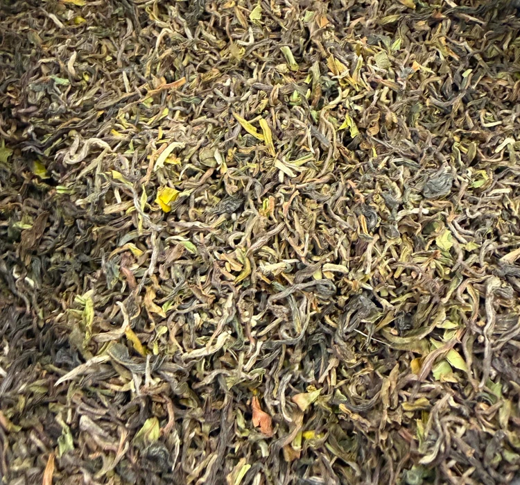 Darjeeling FTGFOP1 Lingia DJ1/26 Organic BIO – limitowana czarna herbata First Flush 2026 z wysokogórskiego ogrodu Lingia w Indiach.