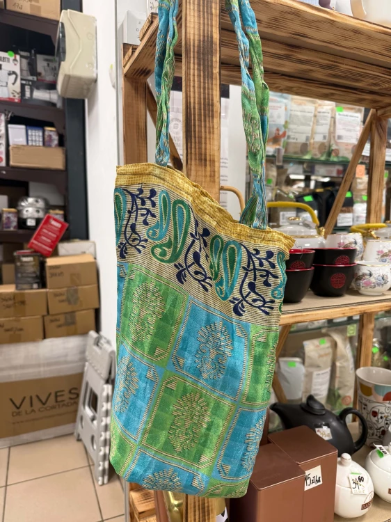 Torby materiałowe handmade z Indii – rzeczywiste wzory dostępnych egzemplarzy