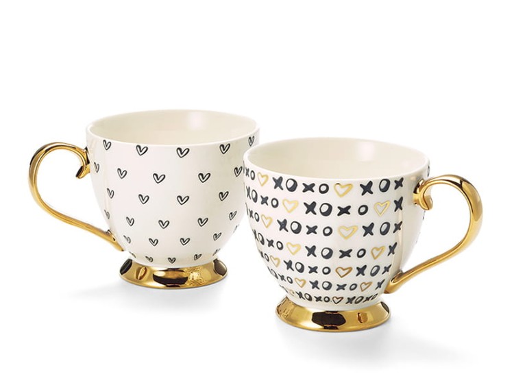 Seria kubków  z sercem dostępna w sklepie lub na zamówienie