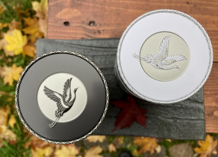 Puszka SHIROI 150 g  CIEMNA i JASNA okrągła wytłaczana