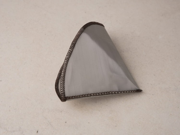 Coffeefilter Elian – stalowy, wielorazowy filtr do kawy w kształcie stożka, przeznaczony do 1–2 filiżanek.